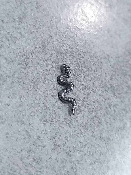 Titanium Internal Threaded Small Snake Top